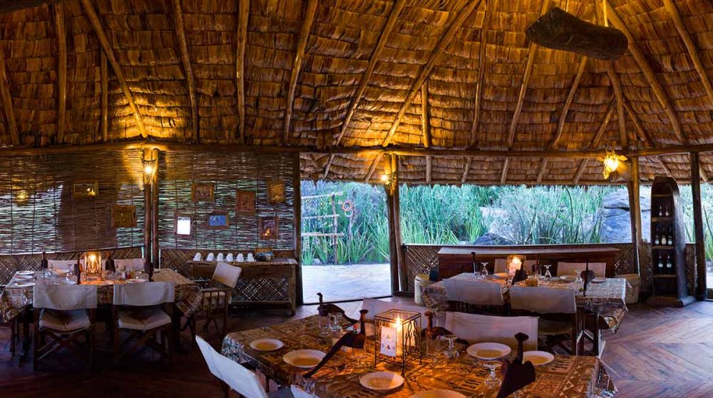 Une soirée à l'Olduvai Camp