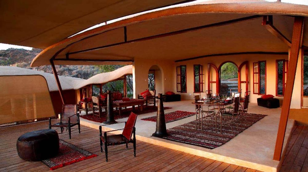 L'intérieur d'une tente au Saruni Samburu