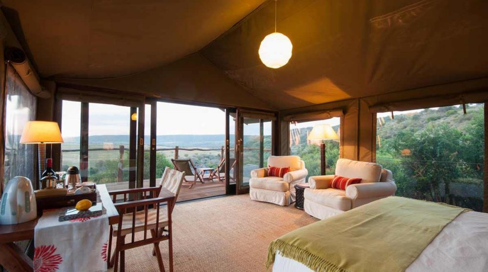 Autre vue de l'intérieur d'une tente en Afrique du Sud