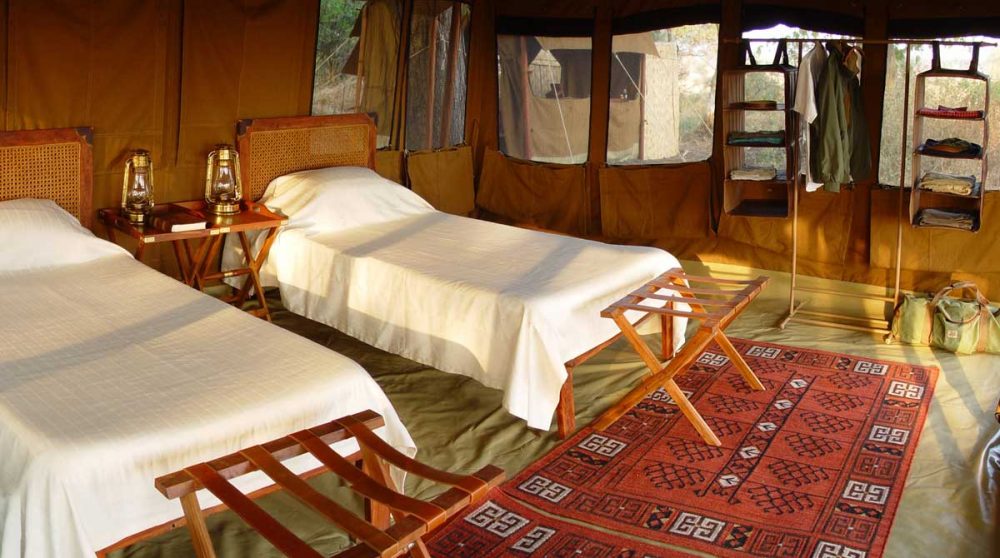 Tente avec deux lits à Katavi
