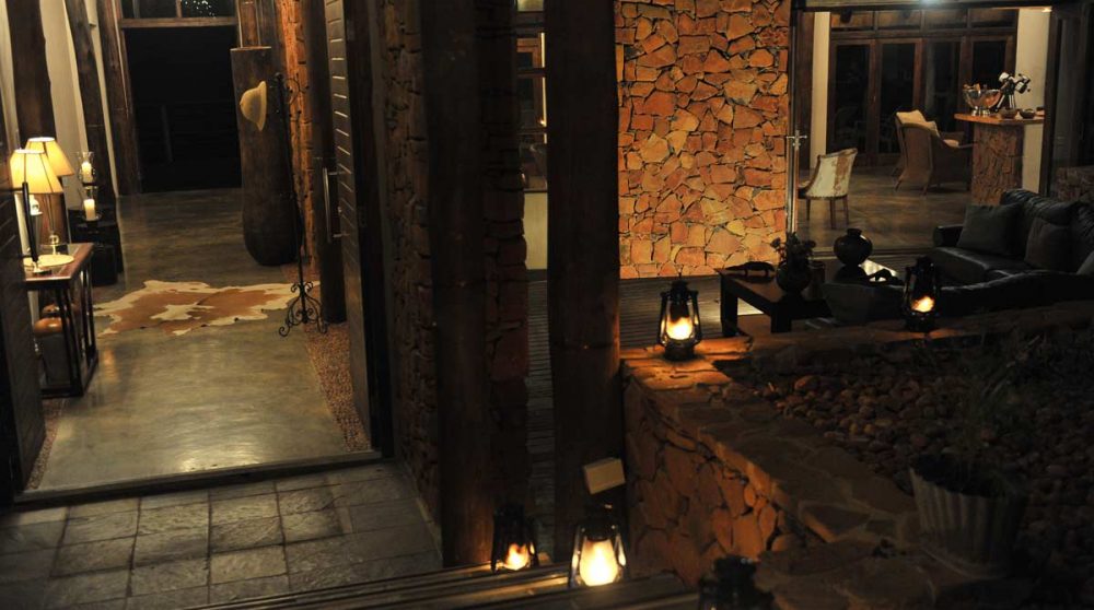 Un esacalier menant au lodge en Afrique du Sud