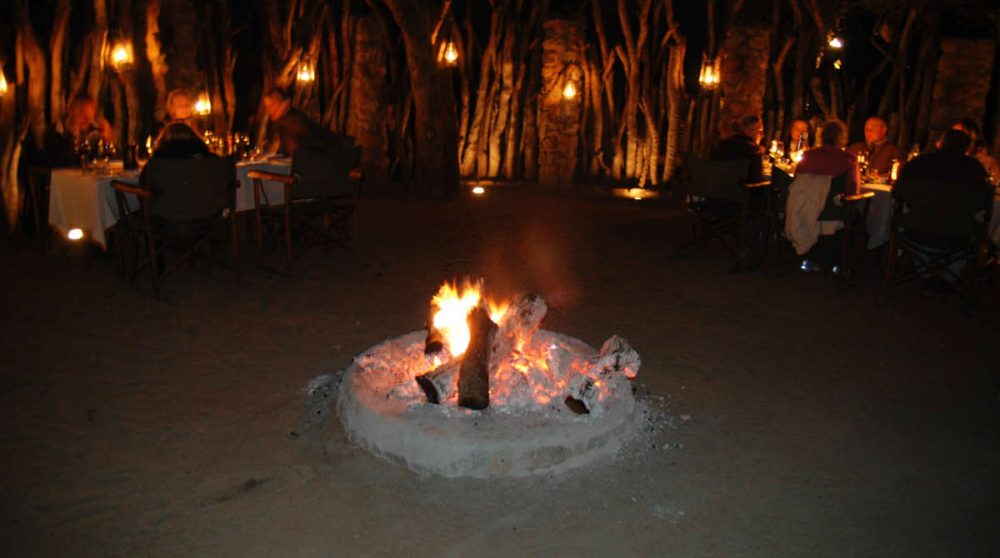 Une soirée avec un feu à Sabi Sand