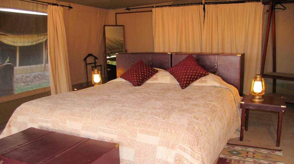 Une chambre dans une tente au Kenya