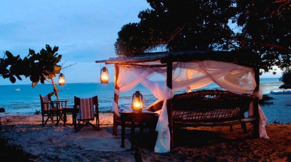 Soirée sur la plage au Kenya