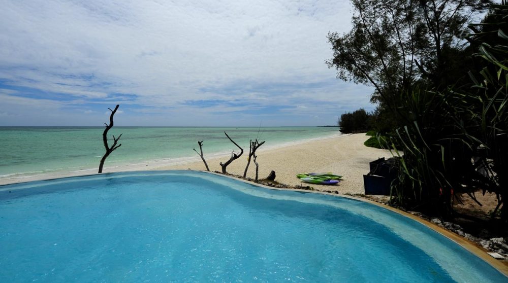 La piscine de l'hôtel à Zanzibar