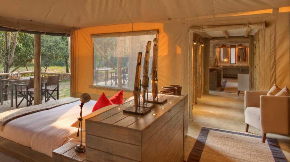 L'intérieur d'une tente