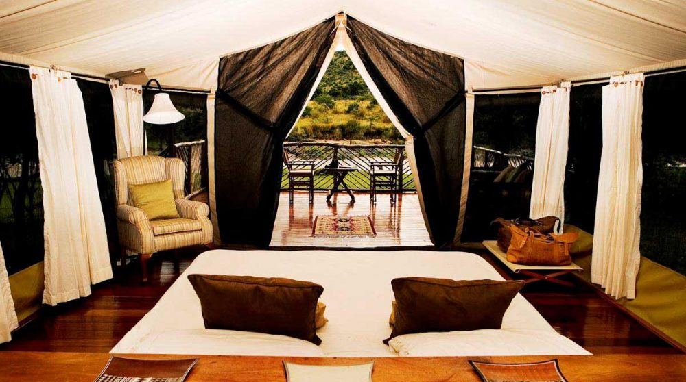 Intérieur d'une tente