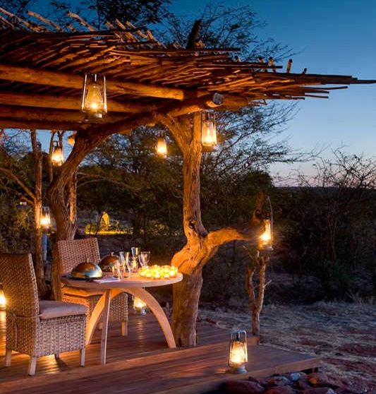 A la tombée de la nuit