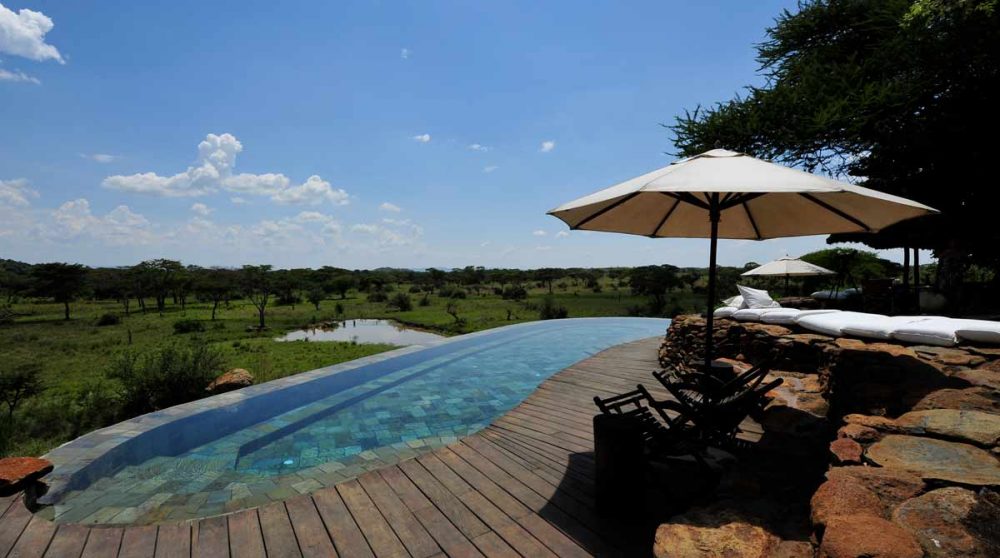 La vue depuis la piscine