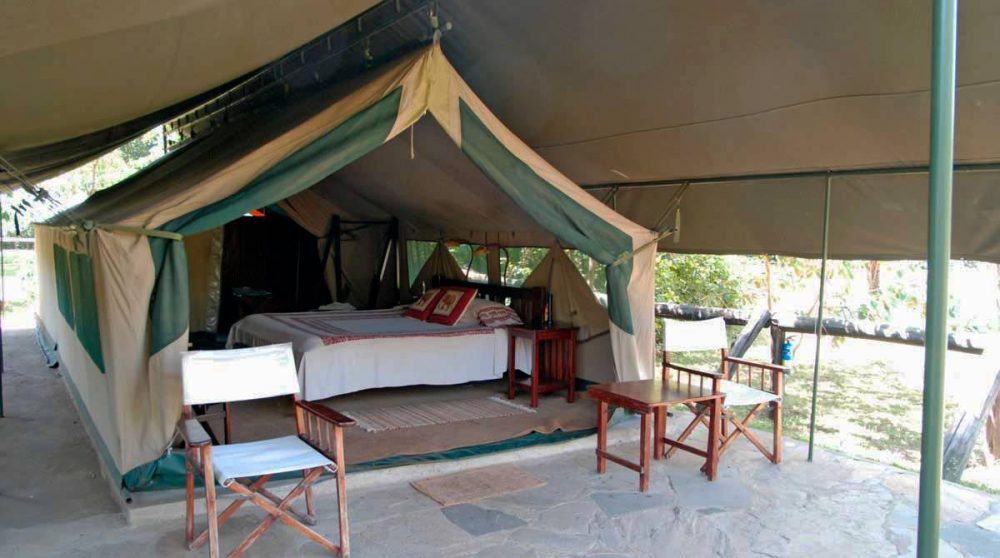Une tente double au Kenya