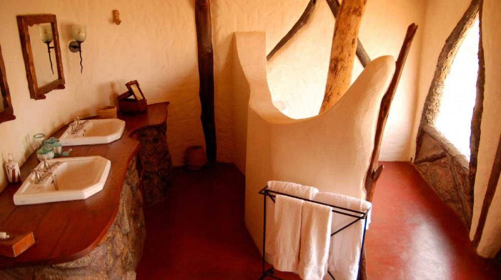 Une salle de bains au Meru National Park