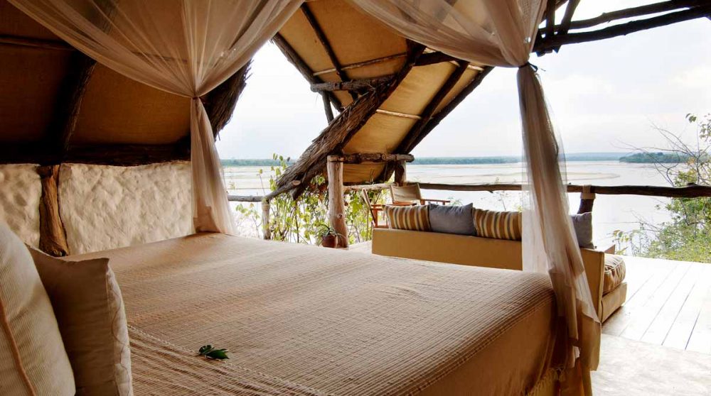 Lit dans une chambre