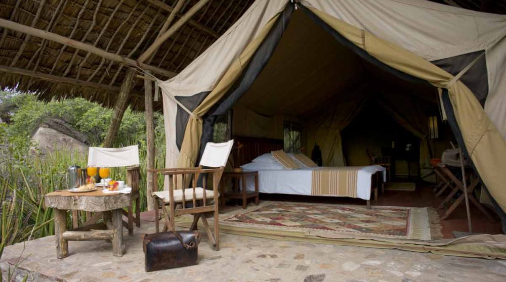 L'entrée d'une tente