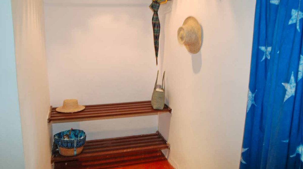 L'entrée de la chambre