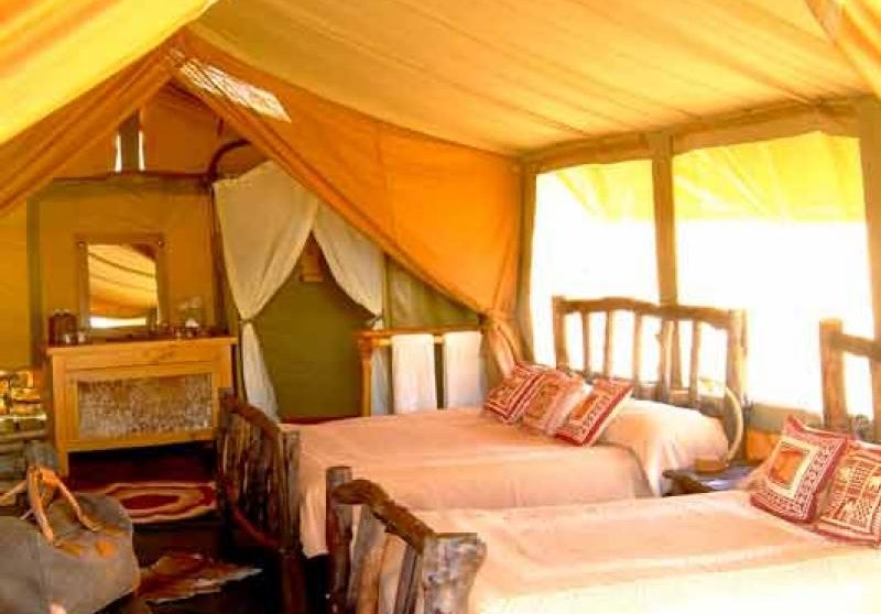 Vue de l'une des tentes depuis la terrasse