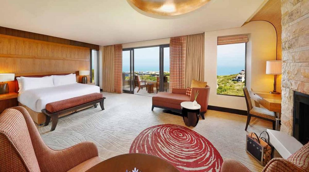 L'intérieur d'une Junior Superior Suite du Conrad Pezula