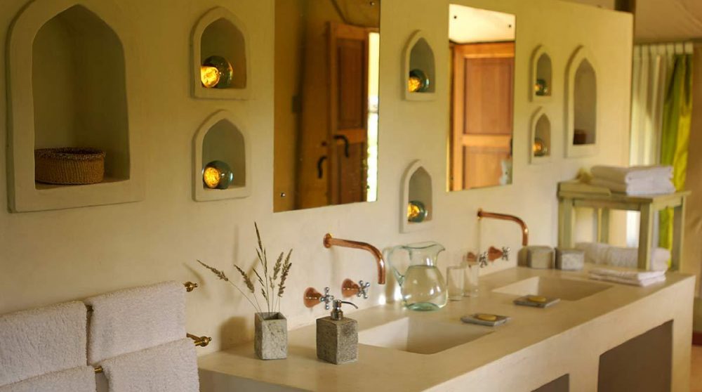 Salle de bains au Joys Camp