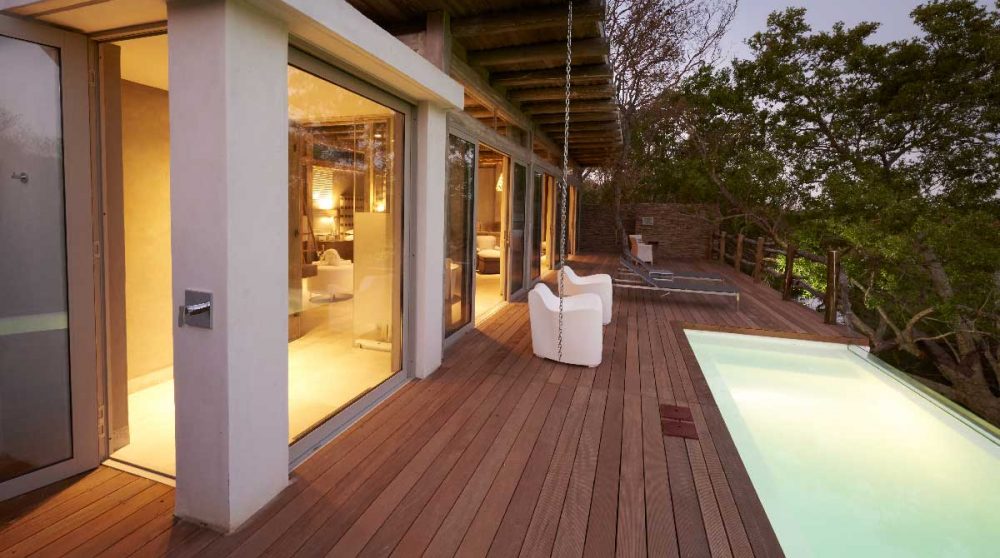 Terrasse d'une villa du Kapama Karuma