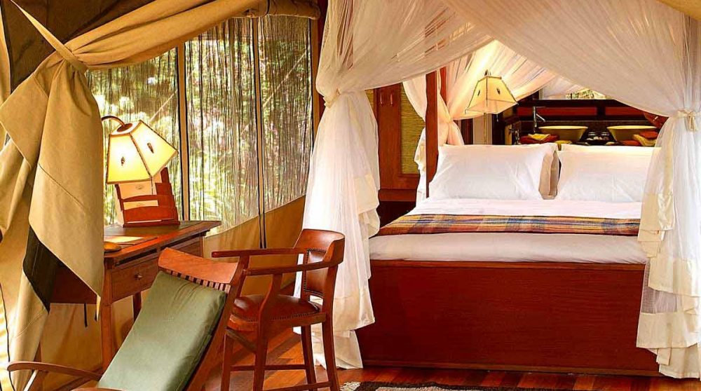 Lit dans une tente au Mara Intrepids