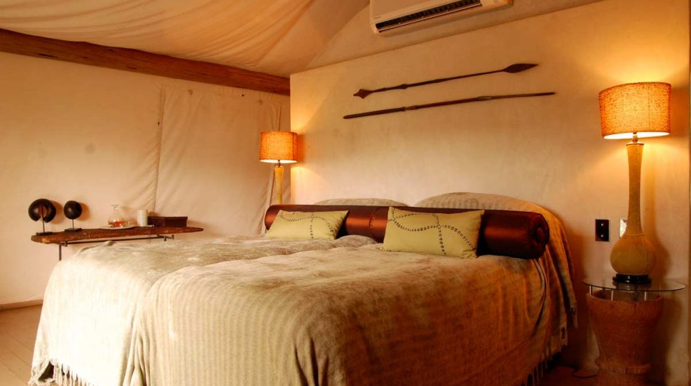 Lit d'une chambre de l'hôtel Marataba