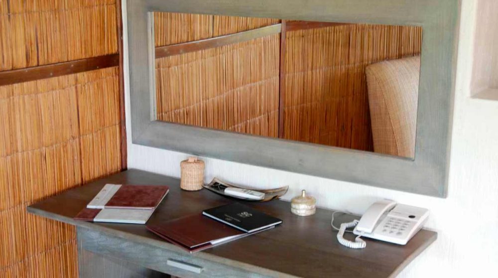Bureau dans une chambre du Thonga Beach Lodge