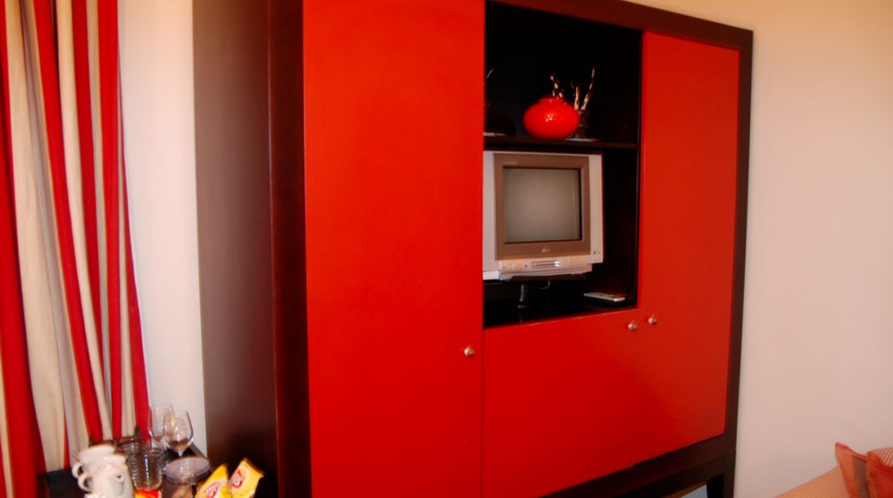 Télévision dans une chambre de l'hôtel Welgelegen