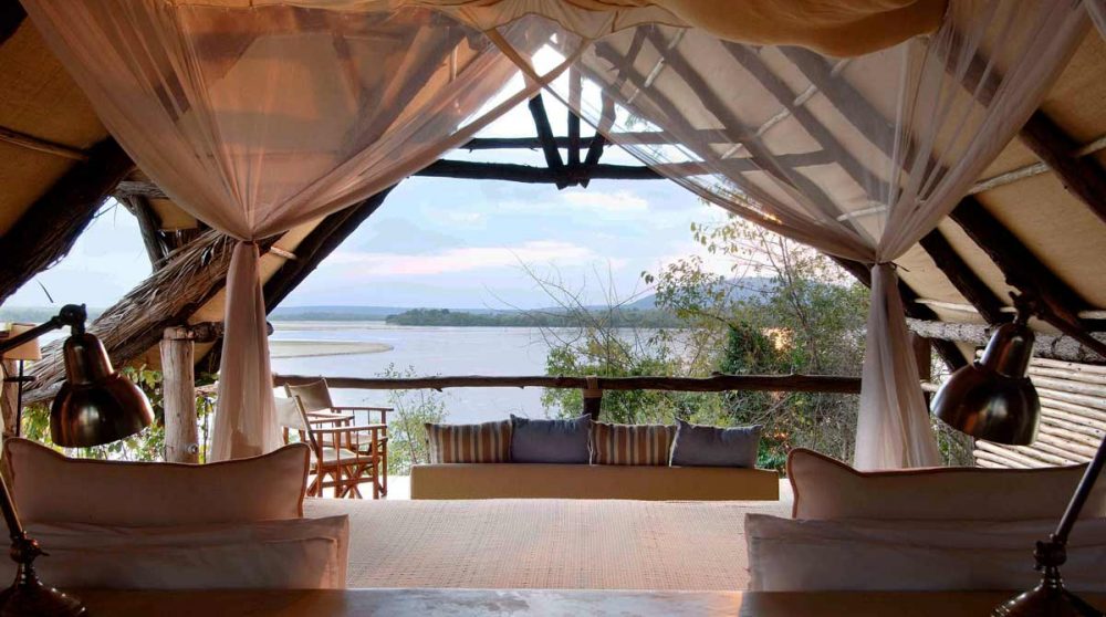 La vue depuis le lit dans la réserve de Selous