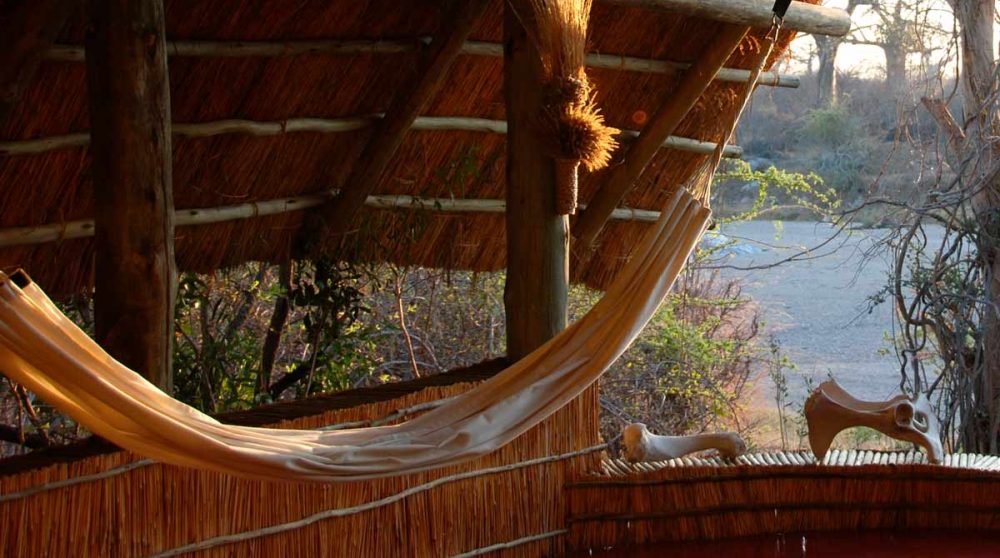 Un hamac au camp en Tanzanie