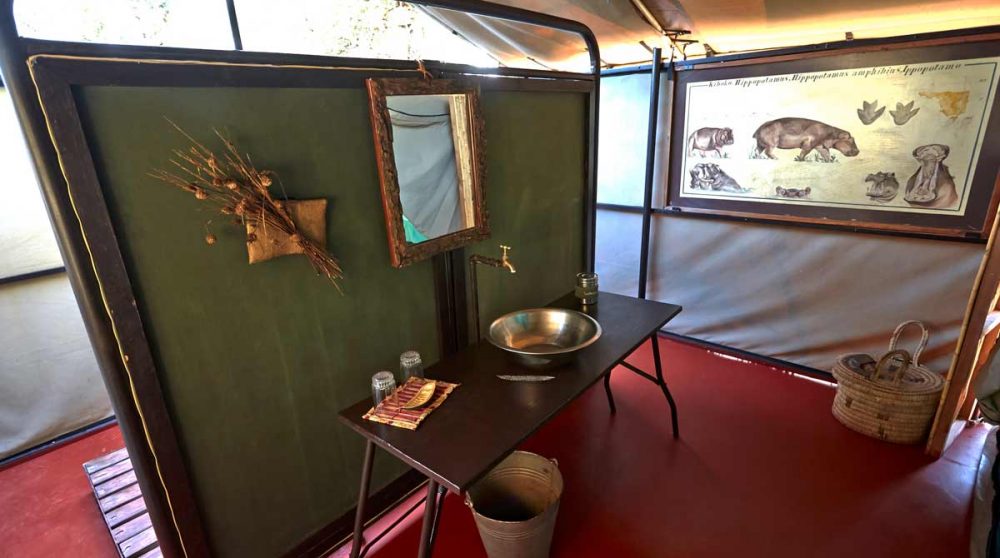 Lavabo dans une salle de bains en Tanzanie