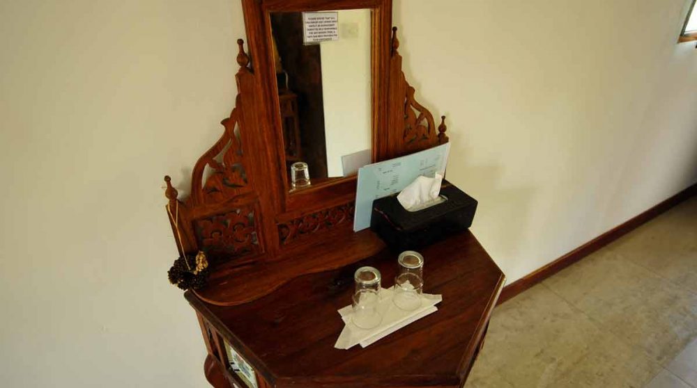 Le bureau dans une chambre sur l'île de Zanzibar