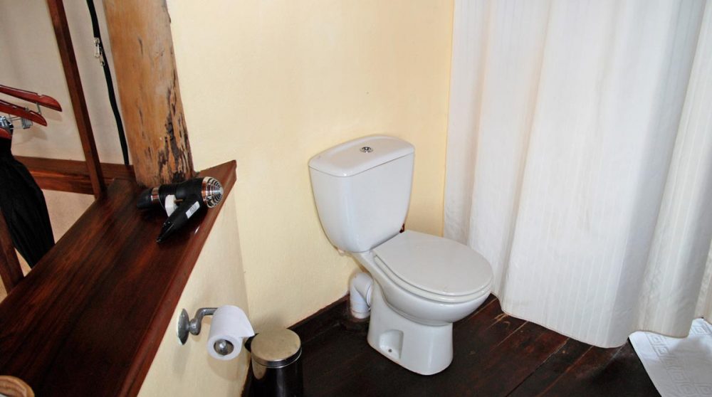 Les toilettes dans le parc de Tarangire