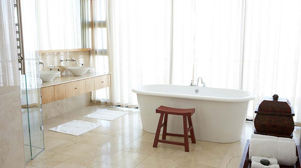 La salle de bains d'un penthouse