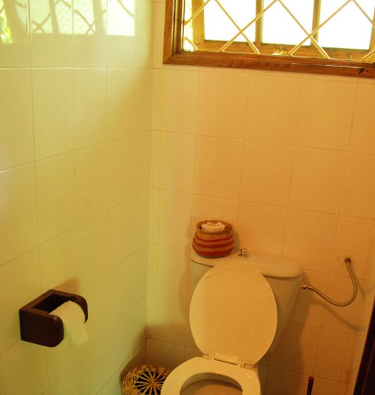 Les toilettes à Arusha