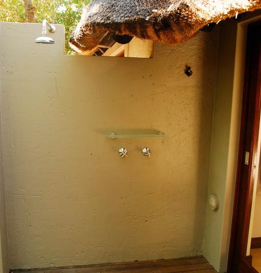 Une douche extérieure dans le Kwazulu Natal