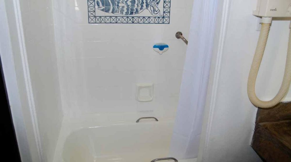 La douche à Mombasa