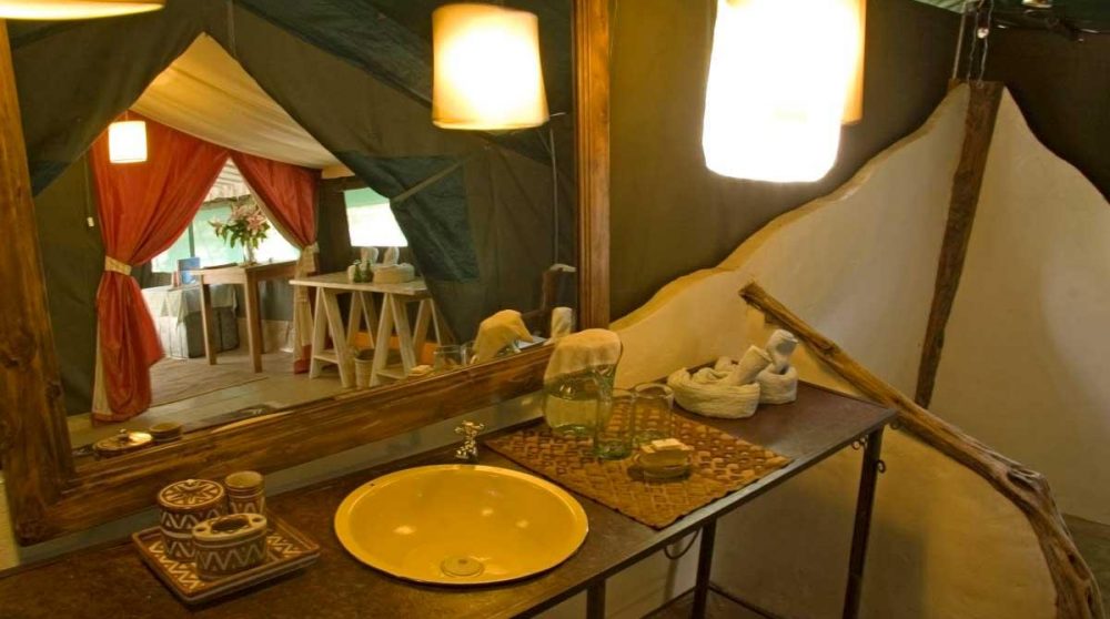 Une salle de bains dans le Masai Mara