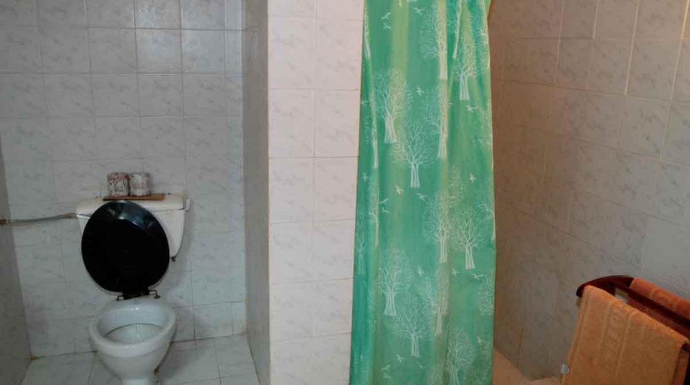 Autre vue de la salle de bains