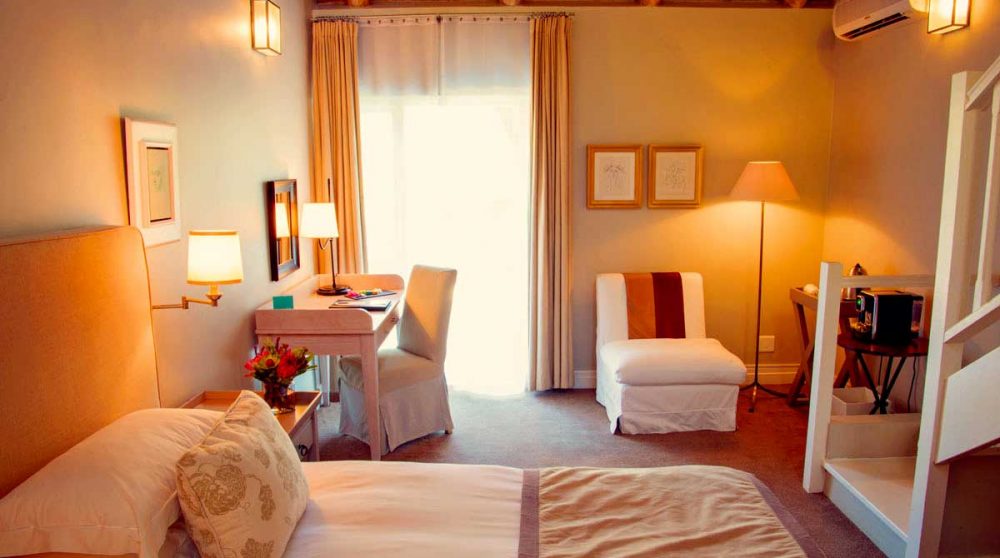 Autre vue d'une chambre standard family du Franschhoek Hotel and Spa