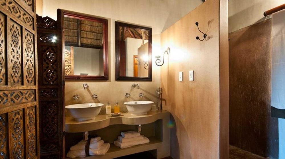 Sa salle de bains en Afrique du Sud