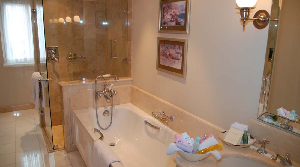 Salle de bains dans une luxury room en Afrique du Sud