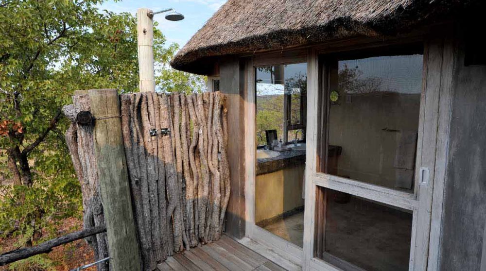 Douche extérieure en Namibie