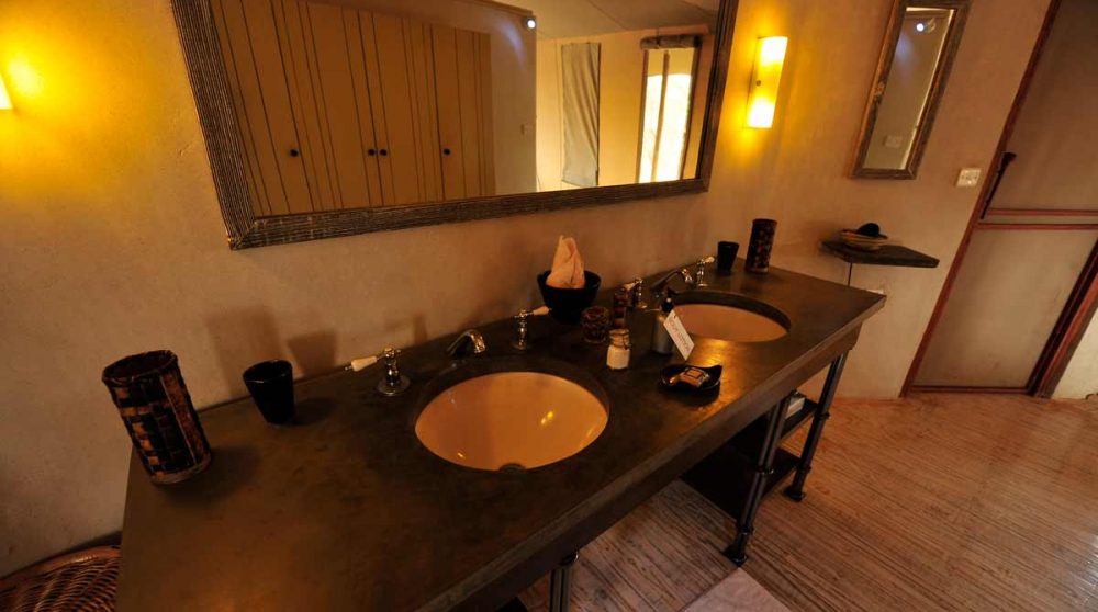 La salle de bains dans le parc de Tarangire