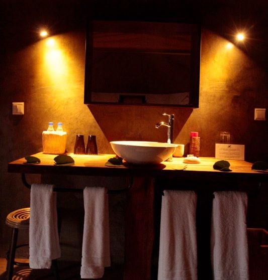 Autre vue de la salle de bains en Tanzanie