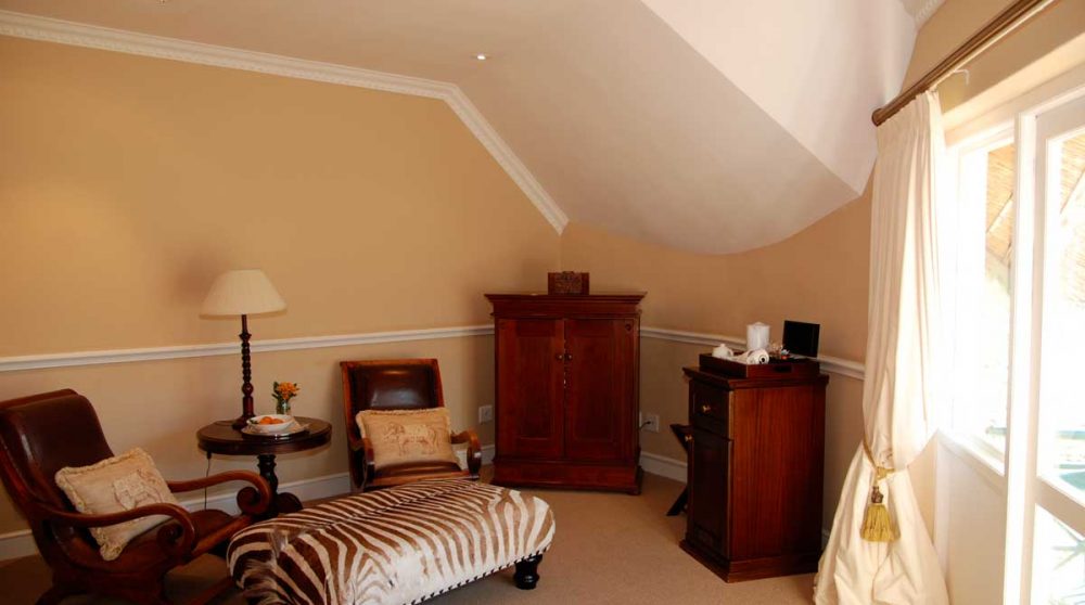 Le salon d'une chambre standard