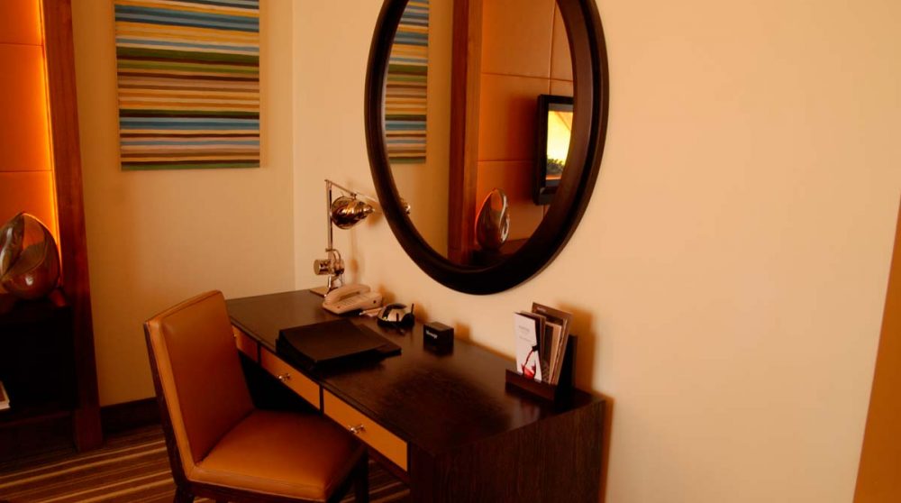 Bureau dans une chambre Marina