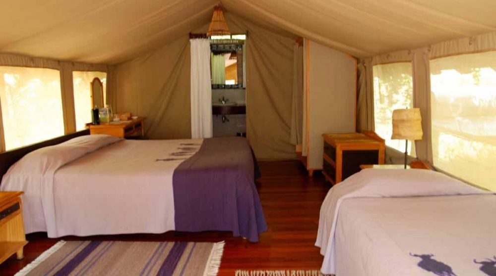 Tente triple au Kenya