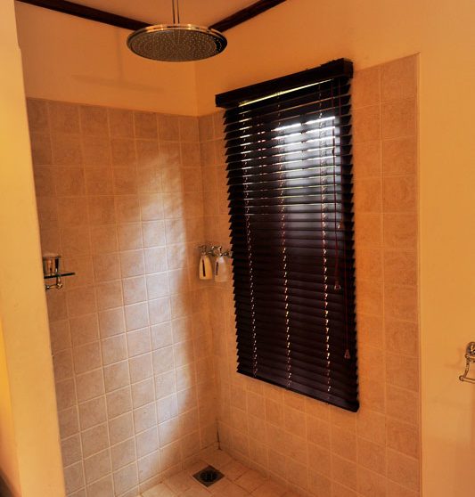 La douche au cratère du Ngorongoro