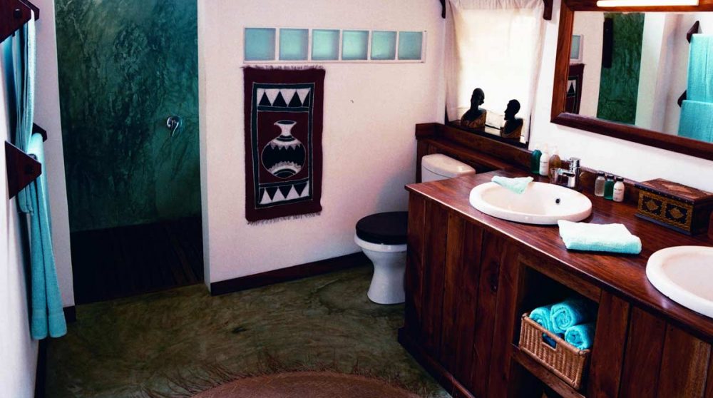 Salle de bains d'une suite de l'hôtel à Zanzibar