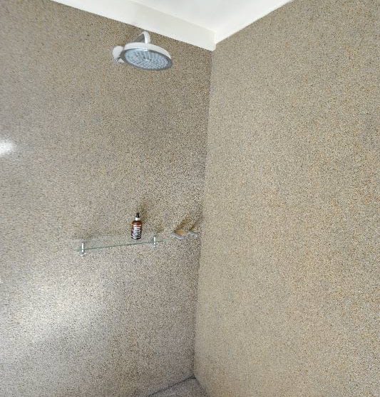 La douche dans une salle de bains à Sabi Sand