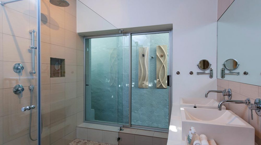 La salle de bains d'une suite au Cap